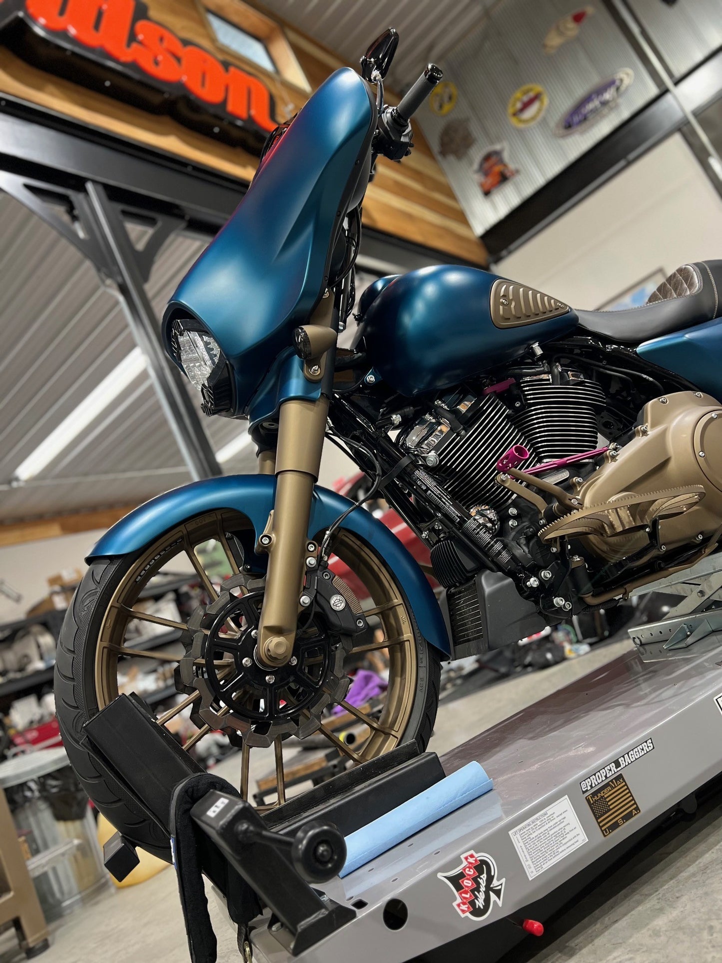 GAS Paint & Performance LP9 Headlight Bracket (Street Glide)