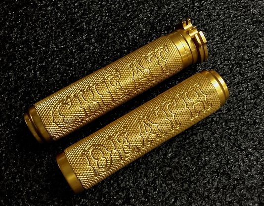 DMR Knurled Grips with Design